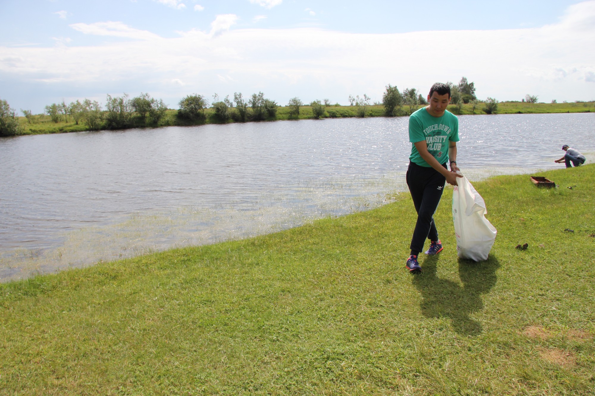 Акция «Нашим рекам и озерам – чистые берега» в Якутии